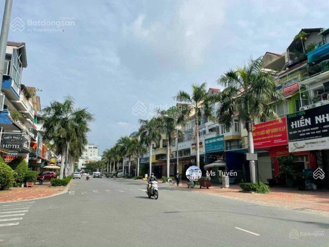 Cần tiền giảm sâu  thích hợp đầu tư lướt sóng. mặt tiền kdc nam long phú thuận. 12,5 tỷ