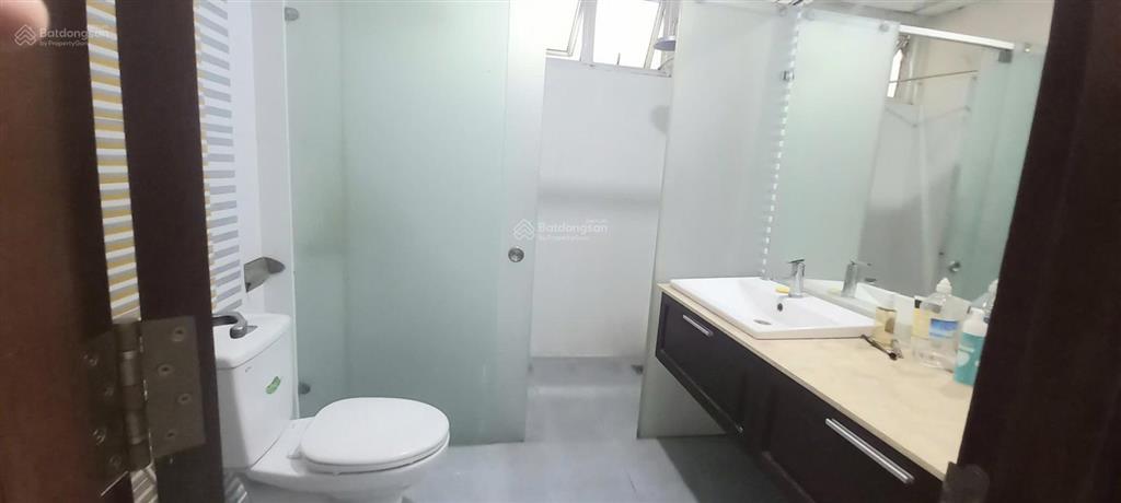 Biệt thự nguyễn gia trí, bình thạnh. 6 x 18m, 4 tầng, giảm chỉ còn 22,5 tỷ.