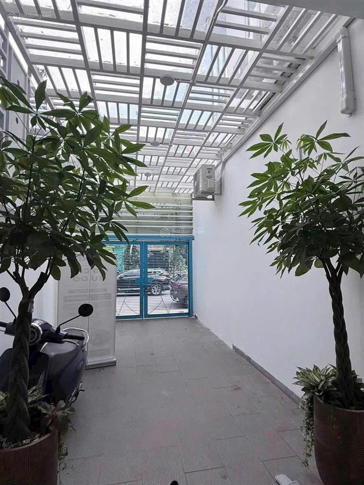 Cho thuê mt đường 40 tân quy đông, q7  43tr/tháng