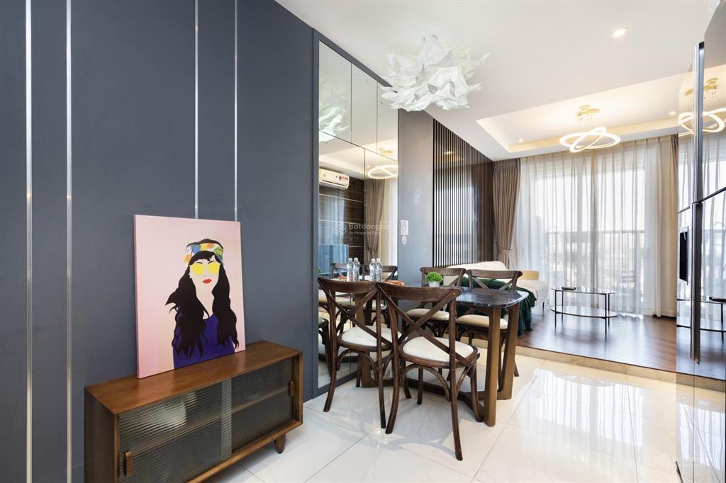 Bán gấp căn hộ 1+1, 57m2, view bắc, tầng trung, hướng thoáng, giá chỉ 4ty600 có hđ thuê 0908 457 ***