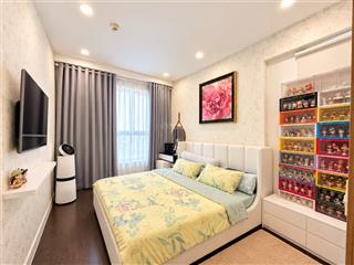 Góc cho thuê, căn hộ full nt 2pn/2wc giá 18tr, nhà đẹp, có slot oto  golden mansion phổ quang