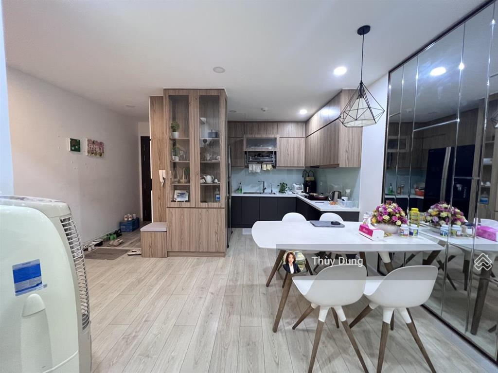 Cần bán căn 3pn/86m2  giá 7.4 tỷ, nhà hoàn thiện tại golden mansion, novaland, liền kề sân bay tsn