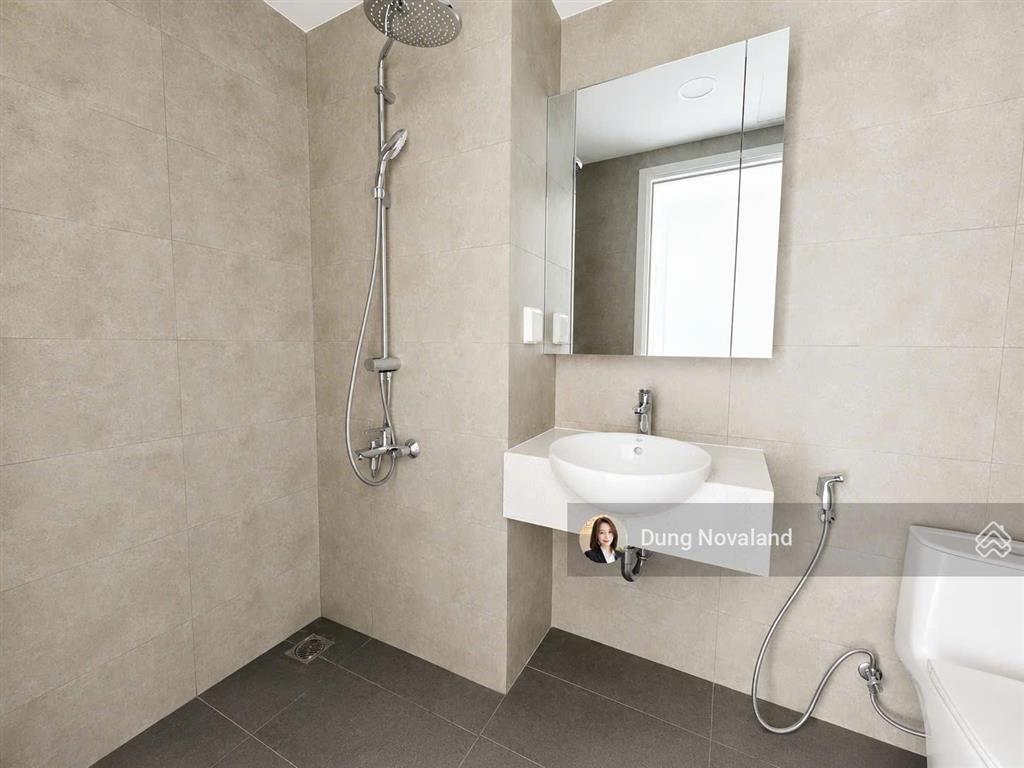 Siêu hot! bán căn 2pn/2wc  6,350 tỷ  hướng đn mặt đường lâm quang ky  tại victoria village q2