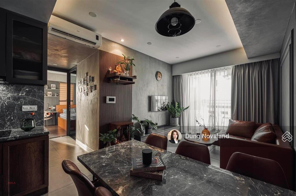 Kẹt tiền, bán căn góc siêu đẹp, 75m2, view đông nam, 5.8 tỷ nội thất xịn, mới  tại golden mansion
