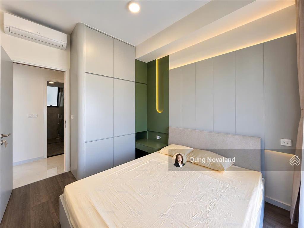 Chính chủ cần tiền bán gấp căn 2pn 74m2 giá 5 tỷ, còn thương lượng tại botanica premier  novaland