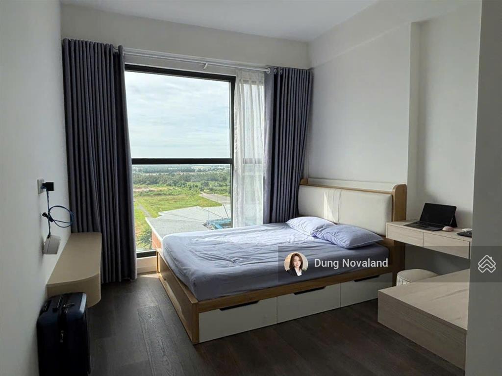 Cho thuê chcc 2pn 69m2 17tr/tháng, có slot ôtô dọn vào ở liền, tại golden mansion, liền kề sân bay