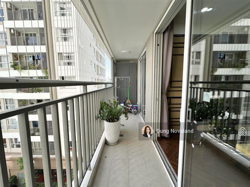 Cần tiền bán 3pn 2wc 105m2  8.5 tỷ sẵn nội thất tại golden mansion, novaland, liền kề sân bay tsn