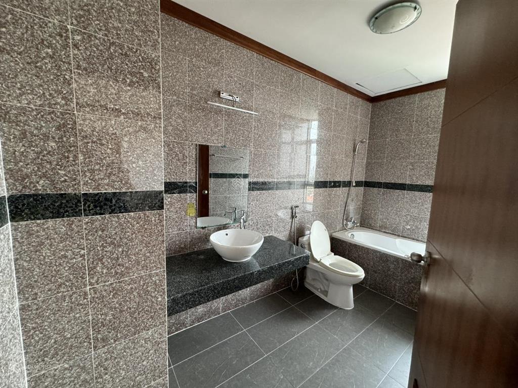 Cho thuê cc hoàng anh river view, 28 triệu, 177m2, thảo điền, quận 2, hcm