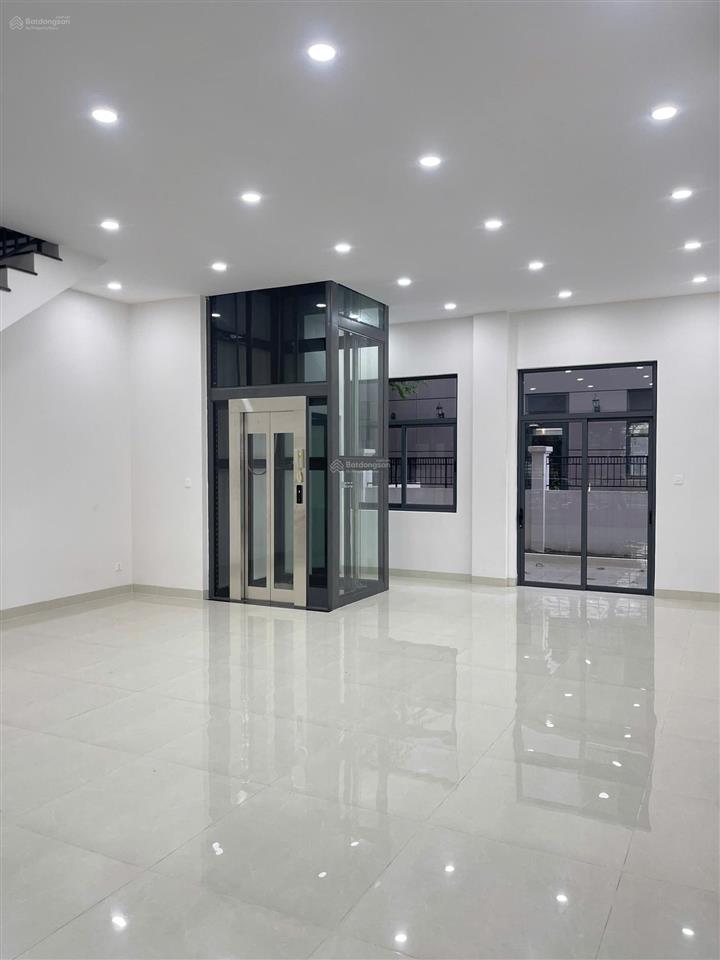 Cho thuê shophouse khu gs zeitgeist nhà bè, nhà hoàn thiện chỉ 40 triệu/tháng