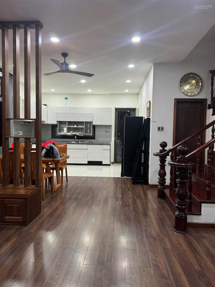 Cho thuê shophouse nine south full nội thất giá 27 triệu.  0932 125 *** thủy
