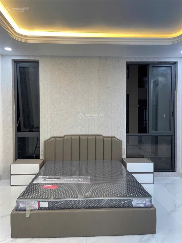 Cho thuê căn biệt thự song lập view công viên tại gs nhà bè.  0932 125 *** thủy