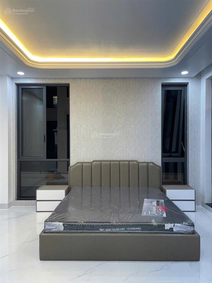 Cho thuê căn biệt thự song lập view công viên tại gs nhà bè.  0932 125 *** thủy