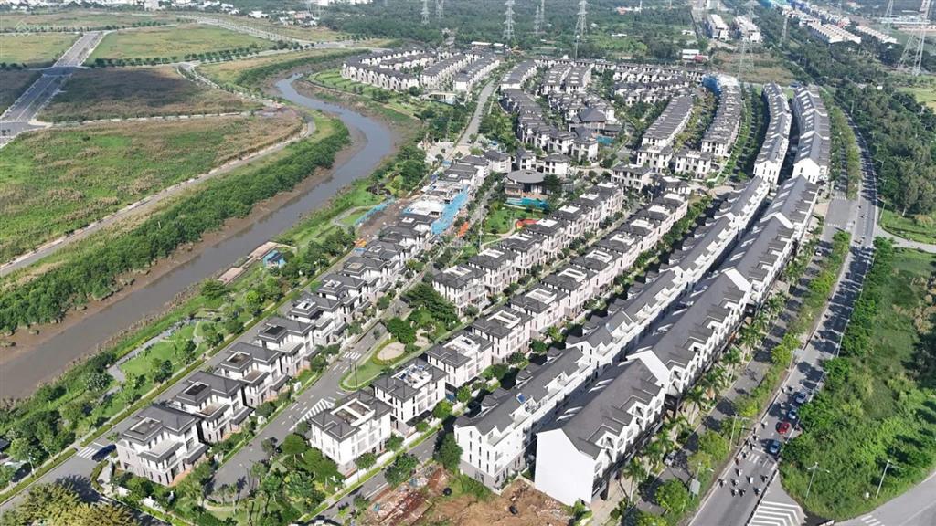 Bán giá rẻ chưa từng có trong năm nhà phố gs chỉ 15.8 tỷ chốt được. 0932 125 ***