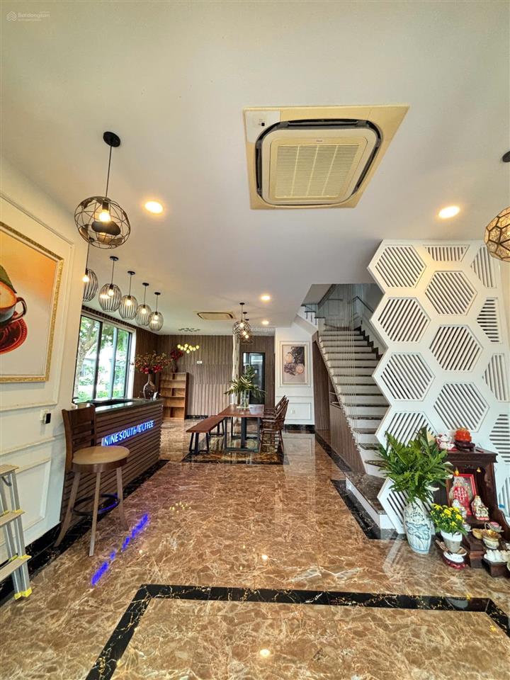 Cho thuê biệt thự ninesouth full nội thất giá chỉ 30 triệu