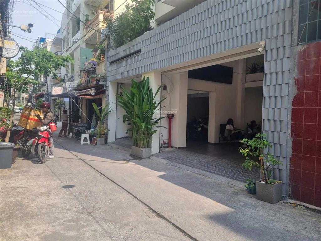 Hàng hiếm ngang 8,5m đường lê văn sỹ quận 3 giá chỉ 33 tỷ