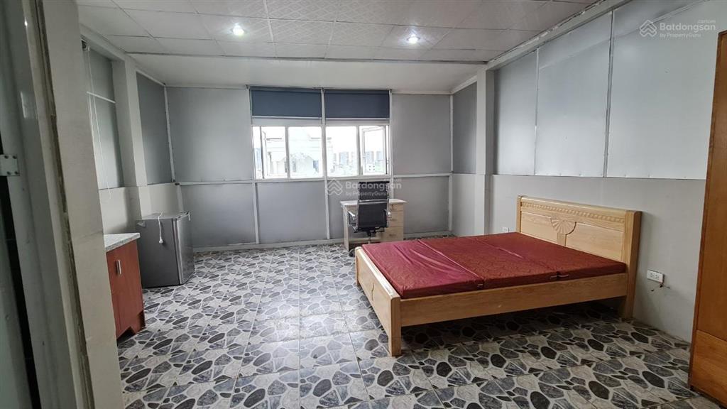 Cho thuê nhà mặt phố gần gần giao ng văn kỉnh với ng địa lô, dt=5x17m, dtsd=350m2