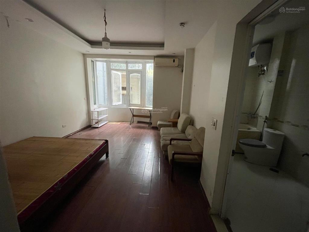 Em cần cho thuê nhà 35m x 4 tầng 1 tum tựu liệt giá 9 triệu.  0981 915 ***