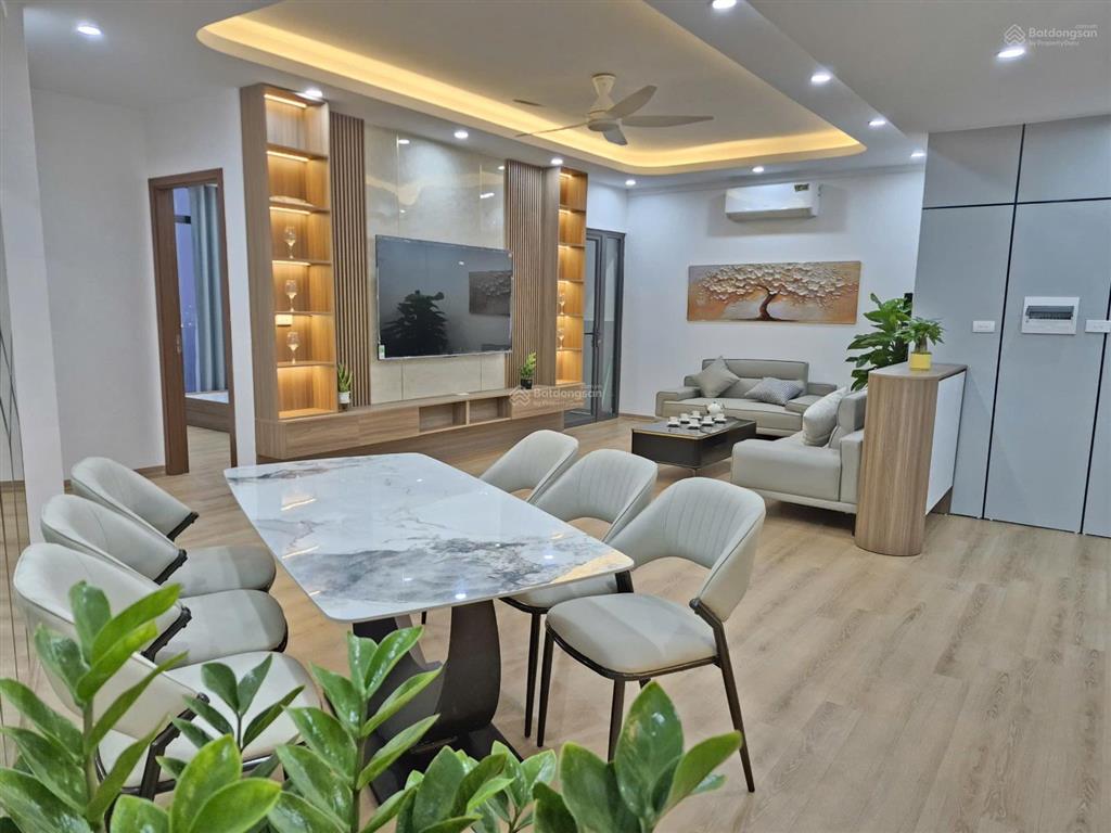 Bán gấp căn hộ 110m ct5b mễ trì thượng 3pn 2vs full nội thất sang xịn giá 6,x tỷ