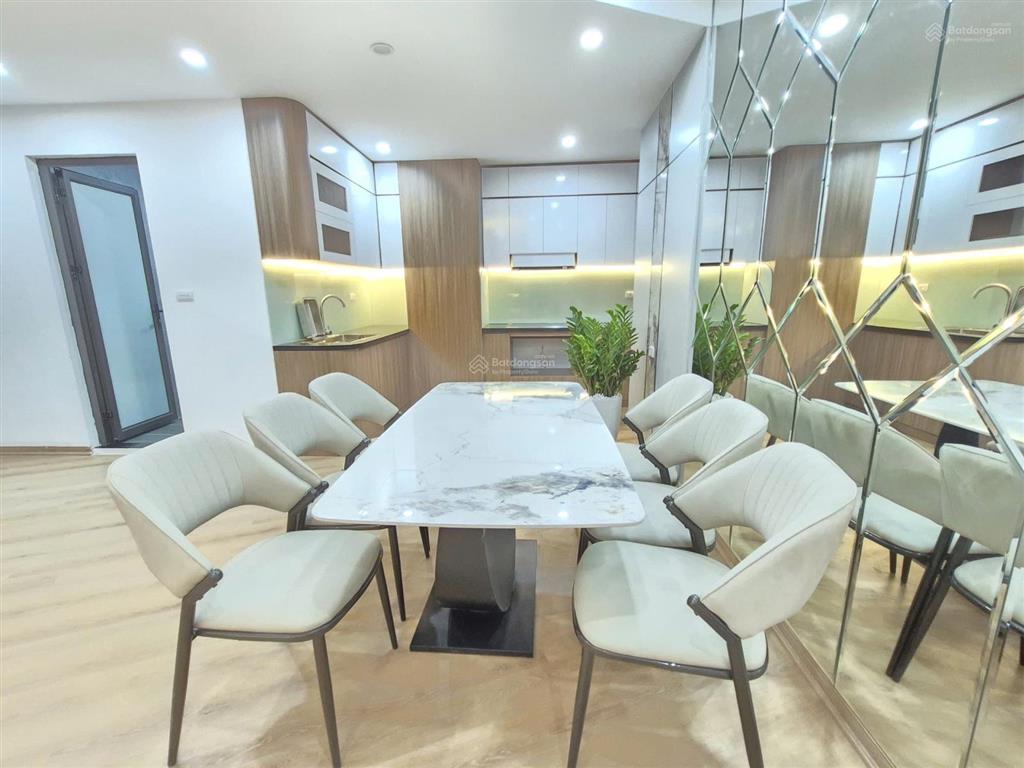 Bán gấp căn hộ 110m ct5b mễ trì thượng 3pn 2vs full nội thất sang xịn giá 6,x tỷ