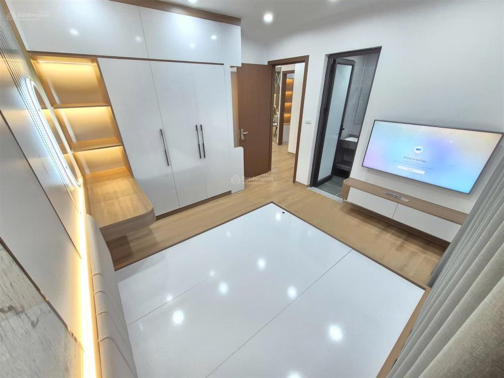 Bán gấp căn hộ 110m ct5b mễ trì thượng 3pn 2vs full nội thất sang xịn giá 6,x tỷ