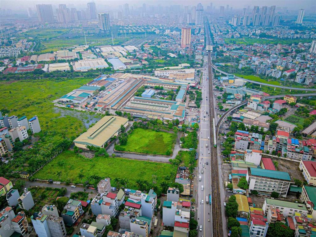 Chính chủ bán đất dịch vụ a yên nghĩa 50m, mt 5m, đường 18m, giá 9,5 tỷ.  0981 915 ***