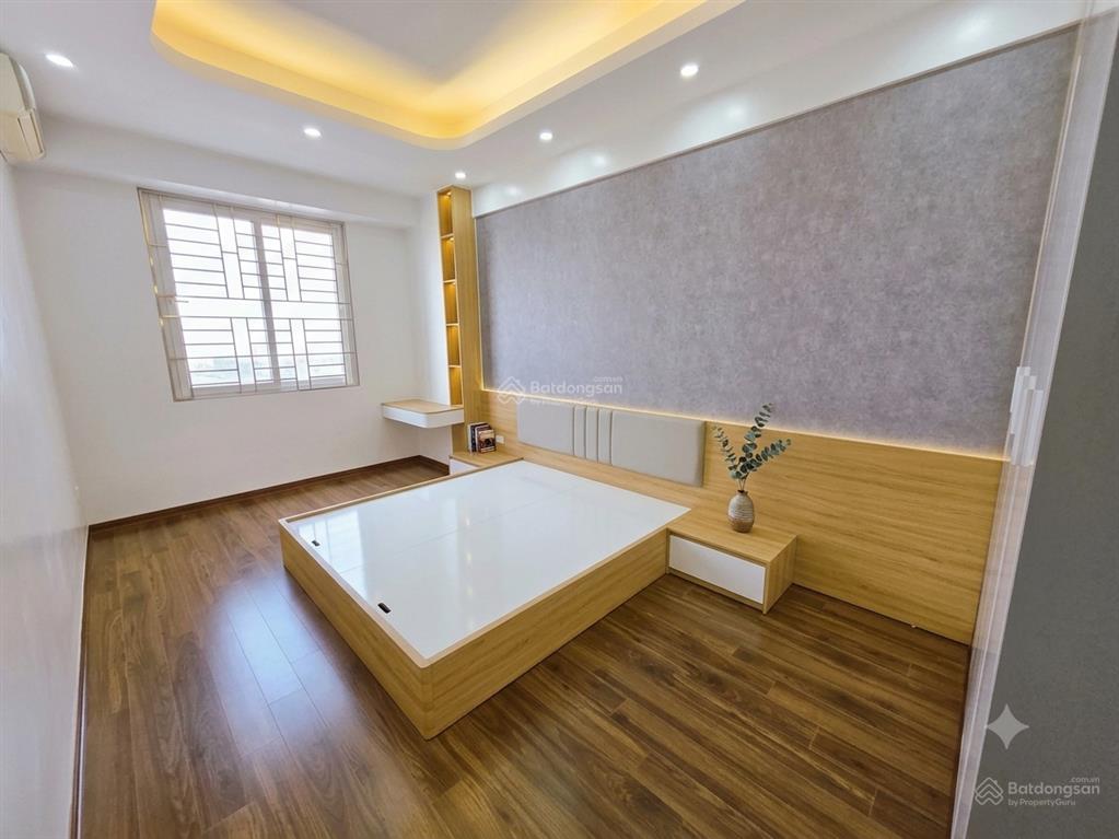 Bán căn hộ tân tây đô 110m2, 3pn 3vs, full nội thất mới, sẵn sổ, giá 4,x tỷ,  0981 915 ***
