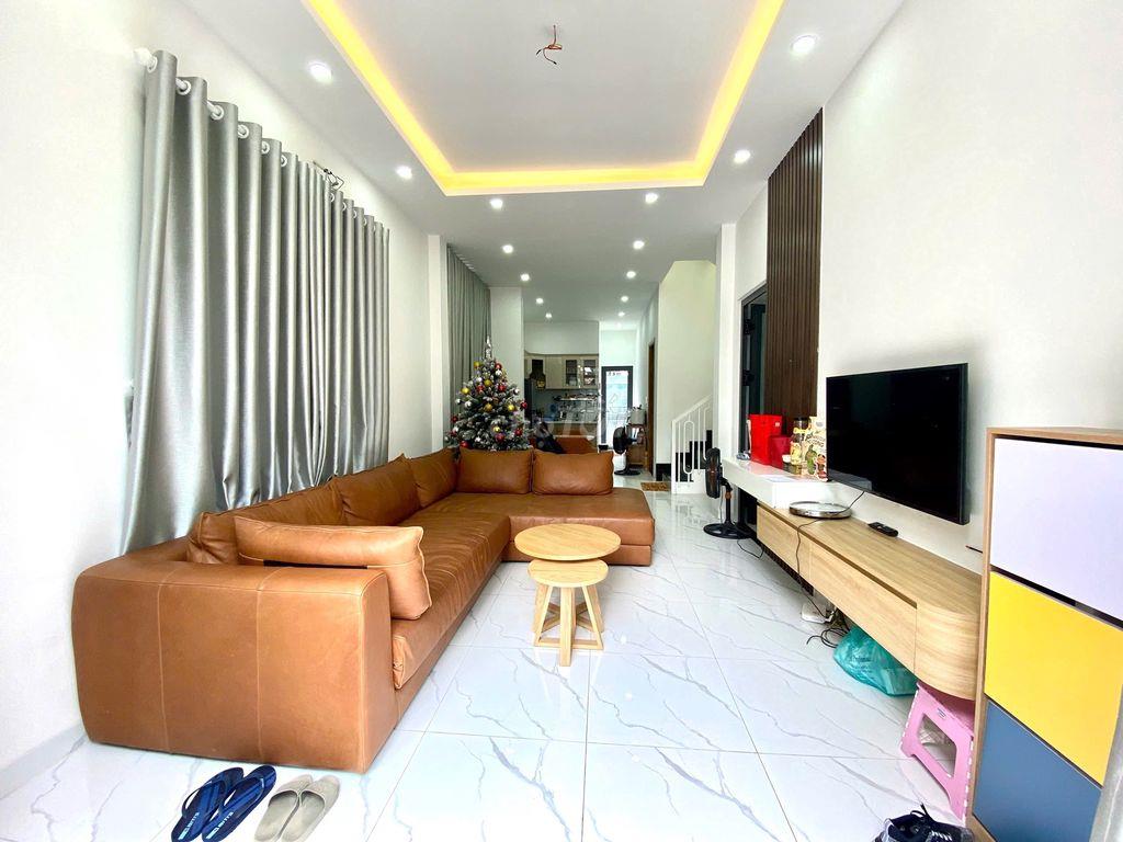 Cho thuê nhà nguyên căn full nội thất cao cấp