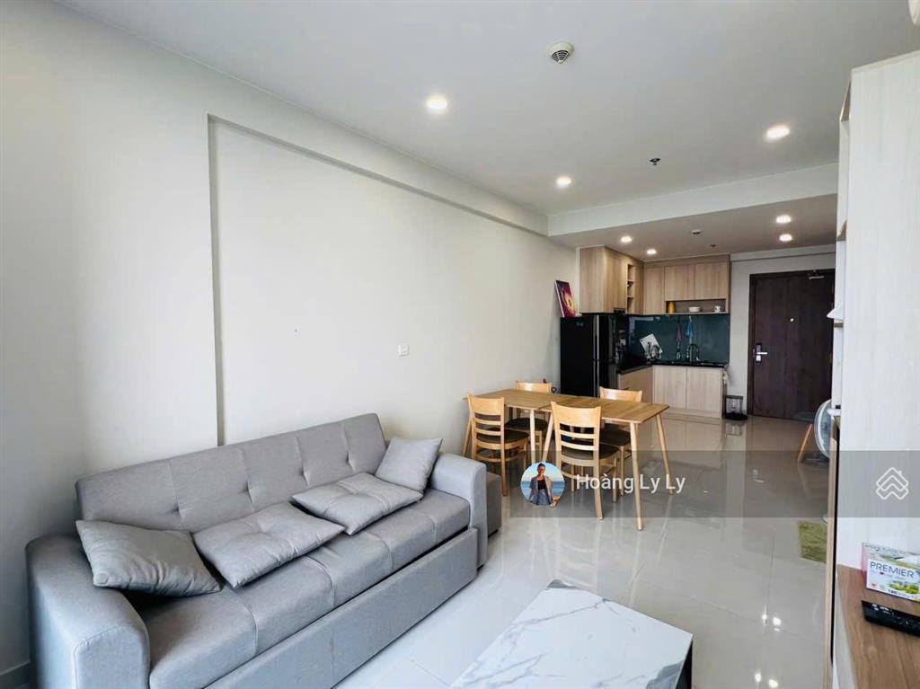 Cho thuê the emerald golf view 2pn2wc full nội thất view golf