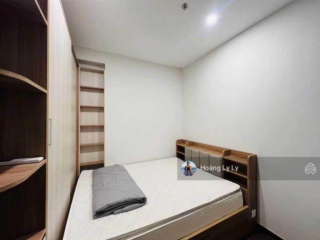 Cho thuê the emerald golf view 2pn2wc full nội thất view golf