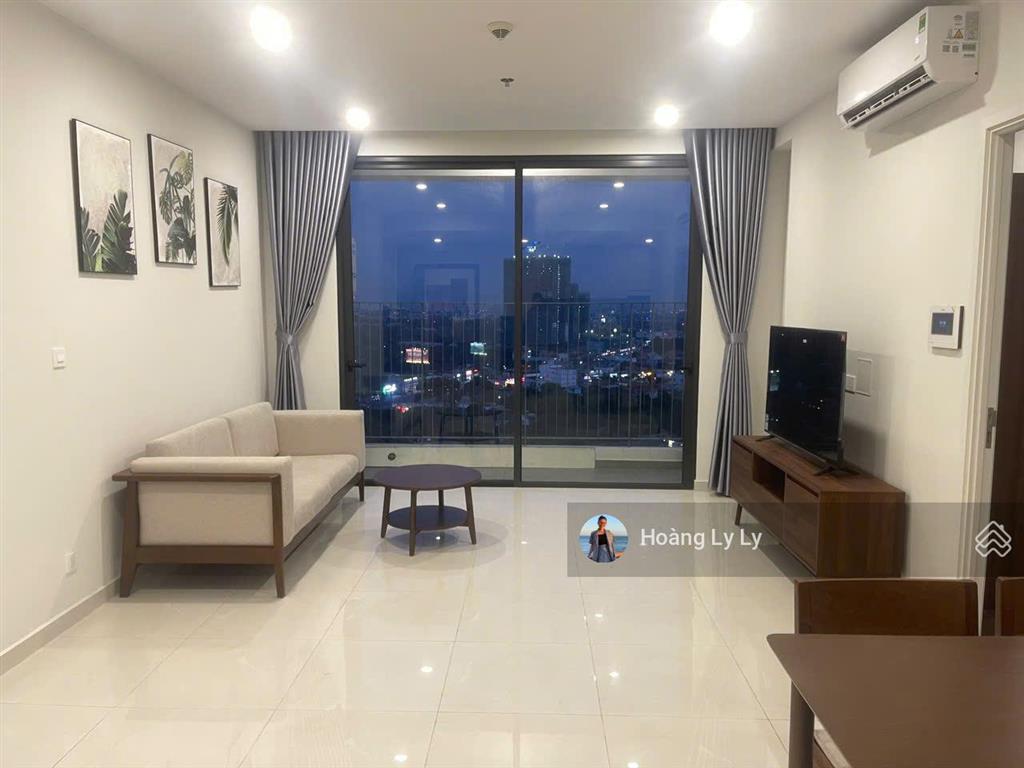 Cho thuê căn hộ 3 phòng ngủ full nội thất view hoa hậu chung cư the emerald golf view