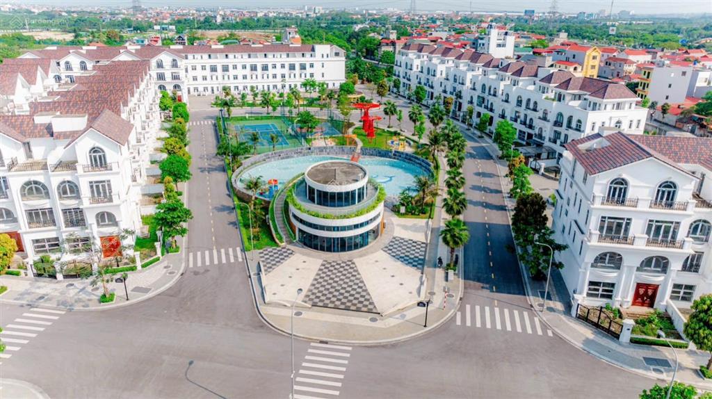 Bán căn nhà biệt thự đơn lập view bể bơi hiếm có tại dự án mạnh đức victory từ sơn.  0326 569 ***