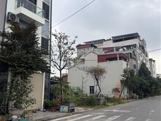 Bán đất nền thành phố từ sơn, mt 6m, sổ hồng lâu dài.  0326 569 ***