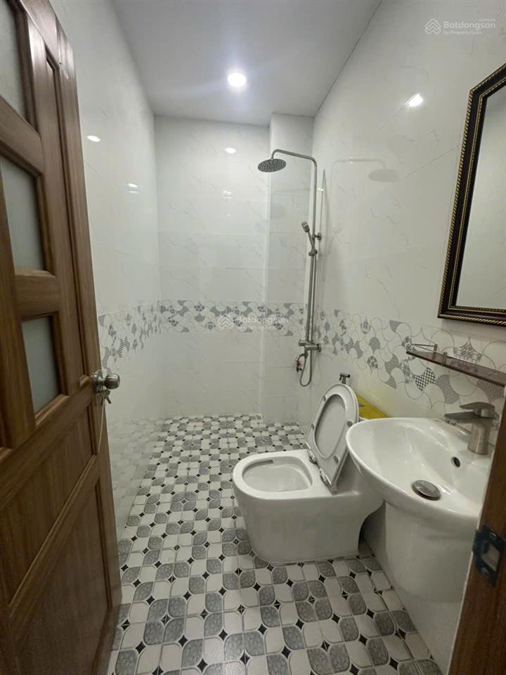 Bán nhà 2 mặt tiền nguyễn cửu phú, dt 4x18,5m, tk 1 trệt 1 lầu, 3pn, 3wc, shr.  0961 022 ***