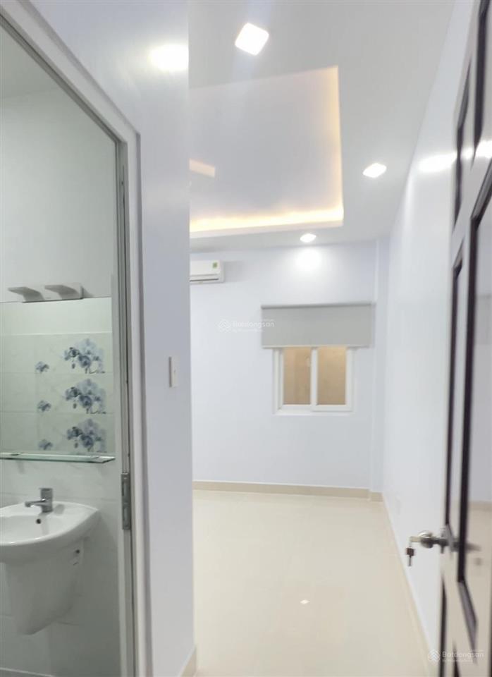 Ngộp bán nhà hxt 6m ông ích khiêm. 4x13m, 4 lầu 5pn 6wc