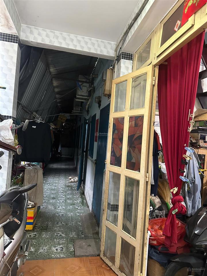 Nhà quốc lộ 13, hiệp bình phước, qthủ đức  98m² ngang 16mở và có 4 phòng trọ cho thuê  giá 4 tỷ