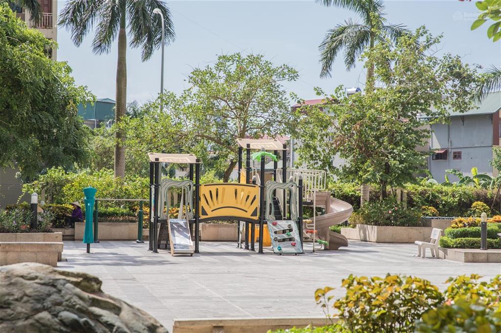Bán sàn thương mại tầng 3  1.380m2 sổ lâu dài, làm văn phòng công ty hay nhà trẻ, giá chỉ 4xtr/m2