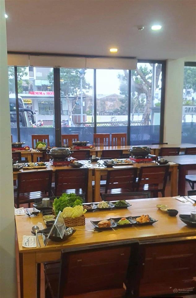 Duy nhất! nhà 400 m2 võ văn kiệt, sát biển mỹ khê, đường lớn đậu đỗ xe được, giá chỉ còn 150 triêu