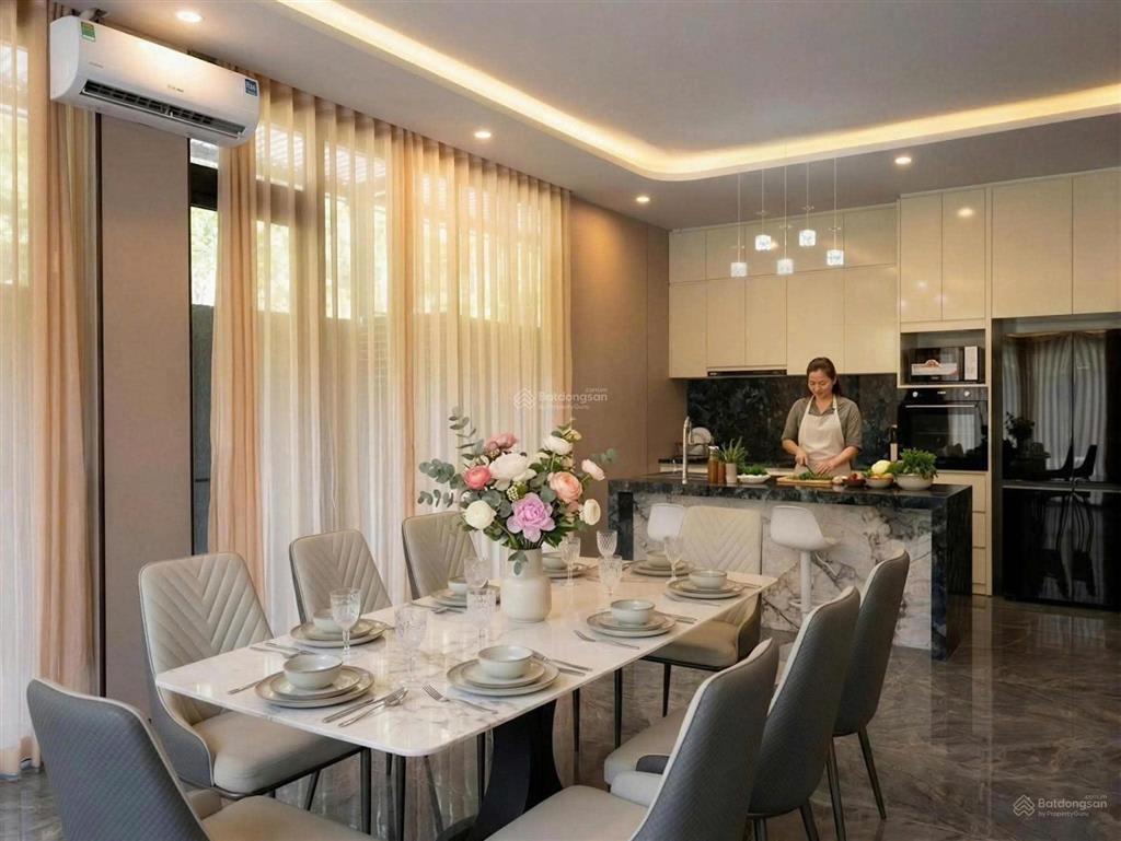 Villa 4 phòng ngủ đẳng cấp luxury, nội thất thông minh, gần biển, yên tĩnh, 150tr/tháng