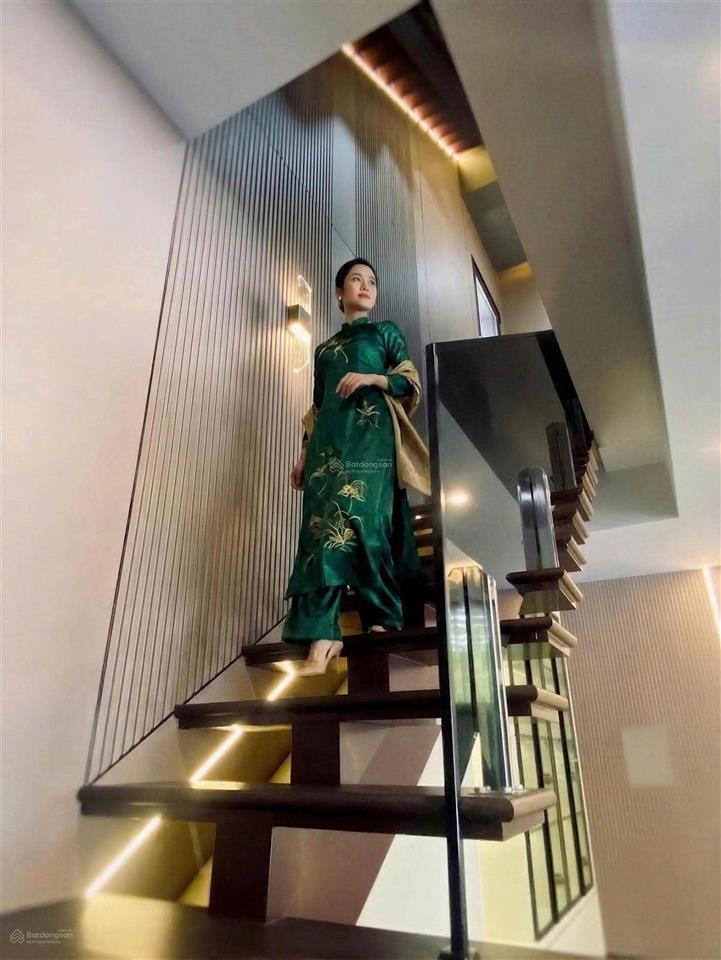 Villa 4 phòng ngủ đẳng cấp luxury, nội thất thông minh, gần biển, yên tĩnh, 150tr/tháng