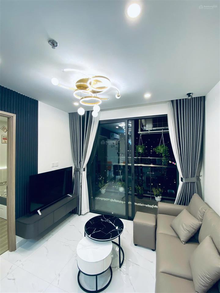 Cho thuê căn 2pn vinhomes q9, full nội thất, hồ bơi, khu vui chơi trẻ em, kế siêu thị, quảng trường