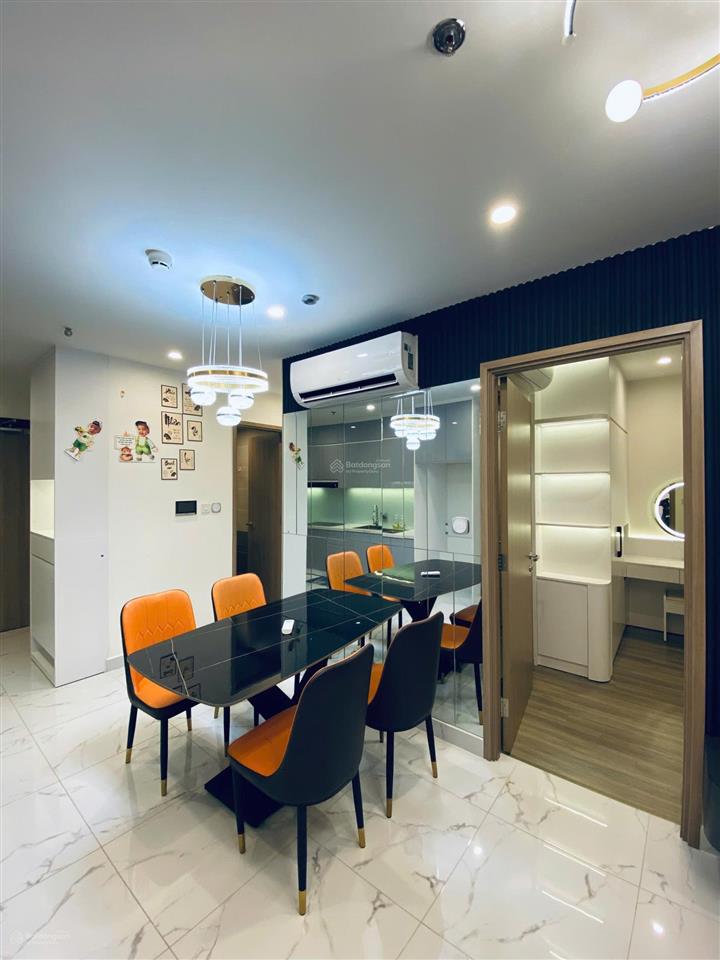 Cho thuê căn 2pn vinhomes q9, full nội thất, hồ bơi, khu vui chơi trẻ em, kế siêu thị, quảng trường