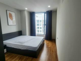 Bán gấp cc 2pn, 86m2, 57 triệu vnd/m2 tại viễn đông star, view đẹp