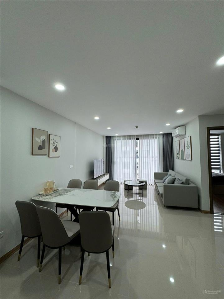 Bán cc 2pn, 2wc, 71m2 tại rose town 79 ngọc hồi, 84 triệu vnd/m2