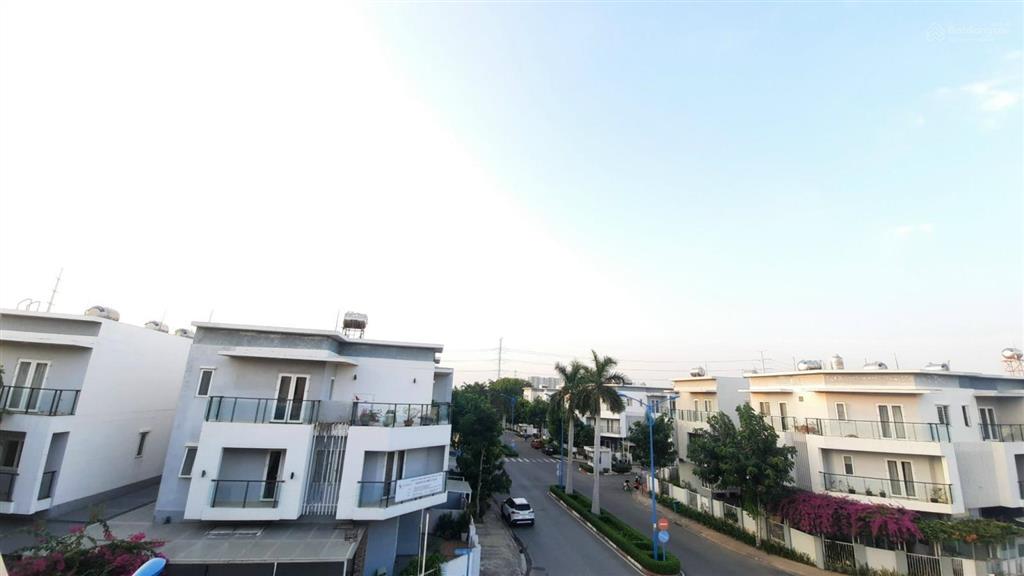 Độc quyền bán căn thô 75m2  8,5 tỷ.  tấn giàu 0909 121 ***