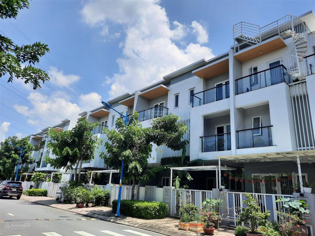 Khu dân cư mega village căn 75m2 giá 8,5 tỷ.  tấn giàu 0909 121 ***