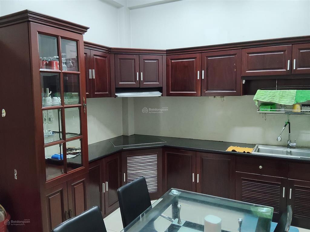 Cho thuê nhà nguyên căn 4 tầng full nội thất gần trường tiểu học chu văn an