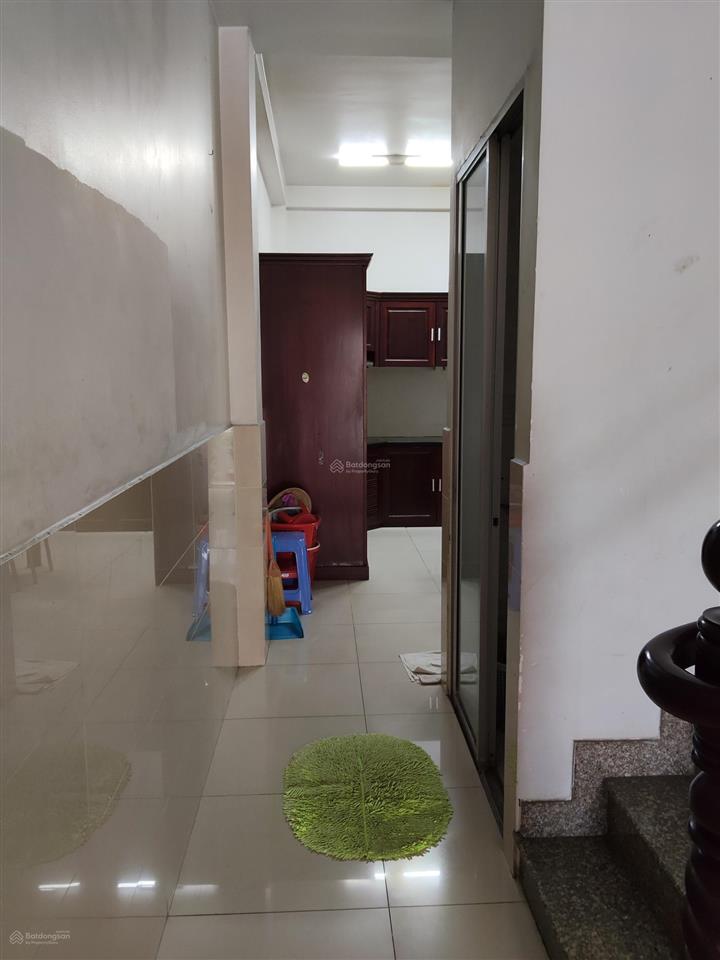 Cho thuê nhà nguyên căn 4 tầng full nội thất gần trường tiểu học chu văn an