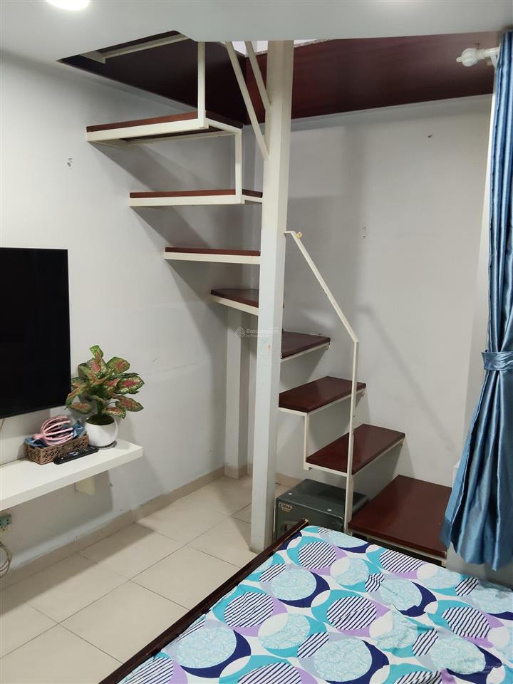 Cho thuê nhà nguyên căn 4 tầng full nội thất gần trường tiểu học chu văn an