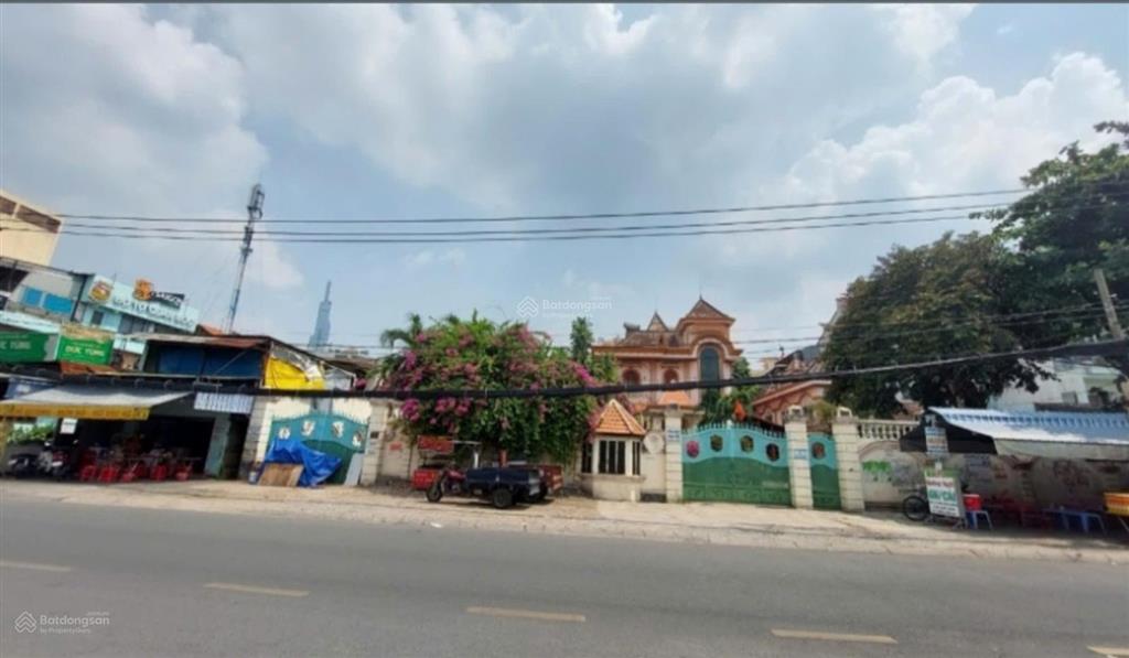 Chính chủ bán nhà mt số 92949698 ung văn khiêm, q. bt (50x48m. cn 2074m2) giá 680 tỷ tl