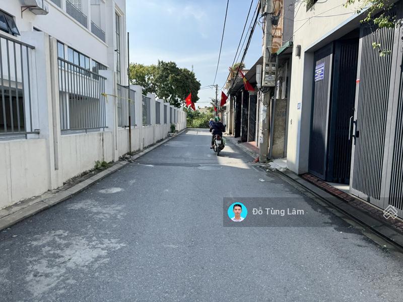 Cần bán 102m2 đất làng vàng, gia lâm. đường thông xe ô tô 7 chỗ